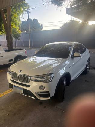 BMW X4 2.0 28I X LINE 4X4 16V TURBO GASOLINA 4P AUTOMÁTICO BMW X4 2.0 28I X LINE 4X4 16V TURBO GASOLINA 4P AUTOMÁTICO